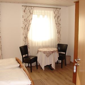 ホテル Gasthaus Zur Traube Winterrieden Room photo