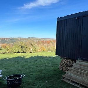 Offgrid Tiny Home W/ Spectacular View Of Cotswolds チェルトナム Exterior photo