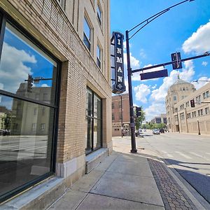 Unique 1 Bedroom 1Ba Stay In Downtown - 204 シャンペーン Exterior photo