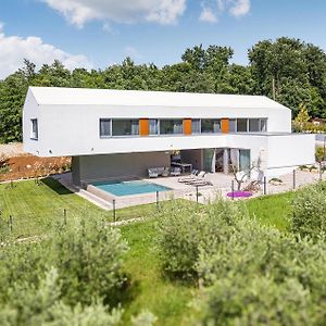 Lovely Home In Ferenci With Heated Swimming Pool Exterior photo