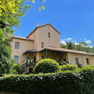 モンブリュン・レ・バンLandgoed Chateau Des Gipieres Aan De Voet Van De Mont Ventouxアパートメント Exterior photo