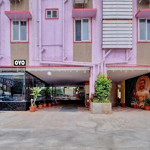 Oyo Hotel Amaravati Grand Vijayawāda Exterior photo