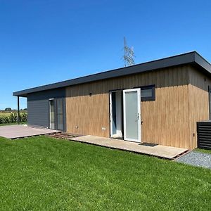 Holiday Home In 'T Groene Hart On The Water Oud Ade Exterior photo