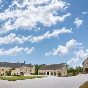 Mandeville-en-Bessin Manoir Du Quesnay Bed & Breakfast Exterior photo