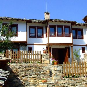 Complex Kosovo Houses Exterior photo