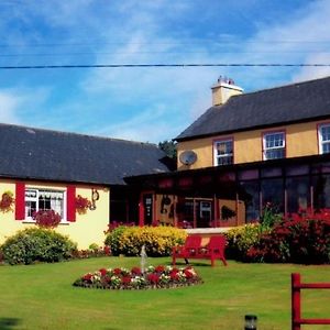 マクルーム Findus House, Farmhouse Bed & Breakfast Bed & Breakfast Exterior photo