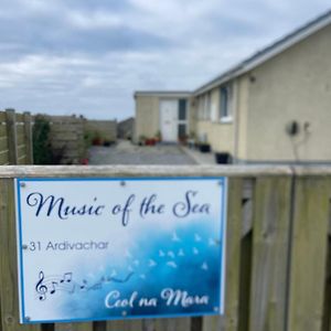 Clachan Music Of The Sea- Isle Of South Uist, Hs8 5Rfアパートメント Exterior photo