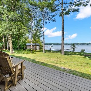 Family-Friendly 5Br House By The Lake Wautoma Exterior photo