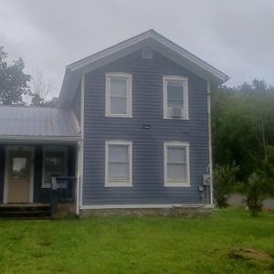 Old Farmhouse With Hot Tub In The Finger Lakes ホースヘッズ Exterior photo