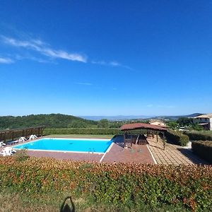 マッサ・マルターナ Agriturismo Troscioleヴィラ Exterior photo