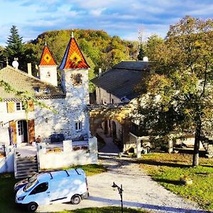 Ourches Domaine Des Chabriers Bed & Breakfast Exterior photo