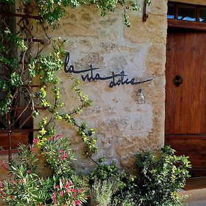 Grambois La Vita Dolce, Luberon Bed & Breakfast Exterior photo