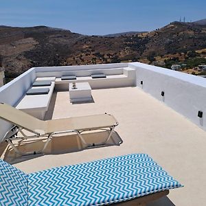 Cosy Rooms In Traditional Cycladic House Apérathos Exterior photo