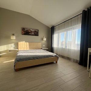 Kalinova Sloboda Apartment イヴァーノ＝フランキーウシク Exterior photo