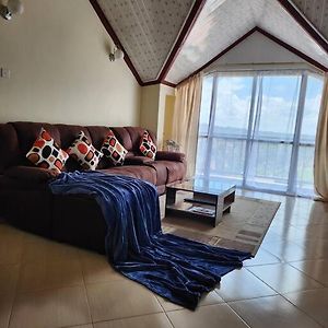 Fully Furnished 3Br Master Ensuite Penthouse ナイロビ Exterior photo