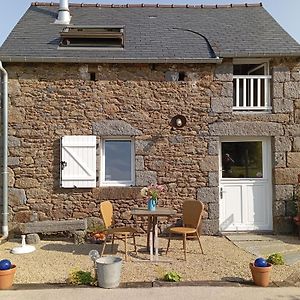 Saint-Pierre-de-Plesguen Ker Adsav O'Naturel Bed & Breakfast Exterior photo