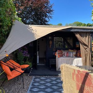 ホテル Cromford Garden Glamping Hut Peak District Exterior photo