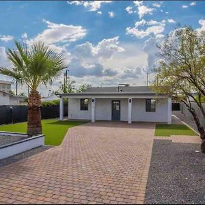 Affordable Modern Home Near Airport! Private Az フェニックス Exterior photo