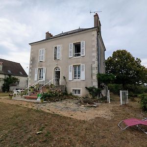 Jeu-les-Bois Ancien Pavillon De Chasse Du 19Eme Avec Jardin Et Parking, Proche Gr46 - Fr-1-591-614ヴィラ Exterior photo