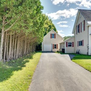 Colebrook Cozy New Hampshire Retreat With Fire Pit And Porch!ヴィラ Exterior photo