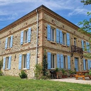 Salvagnac Aux Roses De Cedres Bed & Breakfast Exterior photo