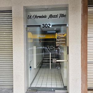 TimóteoEdificio Herminio Muzzi Filhoアパートメント Exterior photo