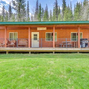 Inviting Deadwood Cabin With Wraparound Deck And Grillヴィラ Exterior photo