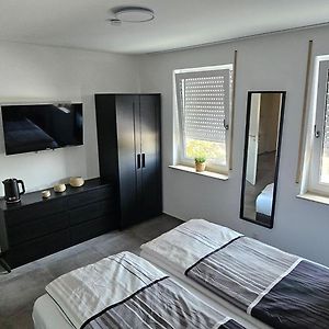 ホテル Doppelzimmer Mit Ausblick ニュルティンゲン Exterior photo