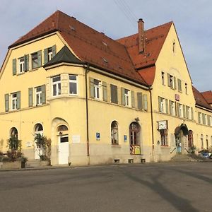 Hotel Bahnhof バーリンゲン Exterior photo