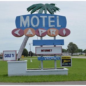 Capri Motel By Oyo Elwood, Wathena セント・ジョセフ Exterior photo