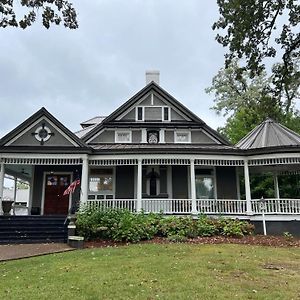 Hogansville Intermission Hogan House Bed & Breakfast Exterior photo