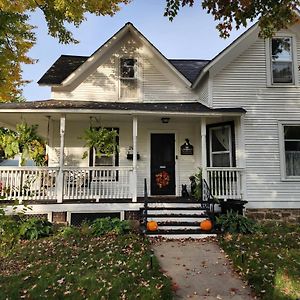 The Landerholm Bed And Breakfast ウィスコンシン・ラピッズ Exterior photo