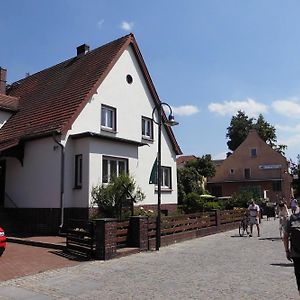 Ferienwohnung Am Hafen リュベナウ Exterior photo