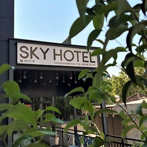 Sky Hotel プリズレン Exterior photo