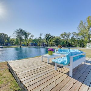 Cabin With Trail And Pond Access In Steamboat Rock!アパートメント Exterior photo