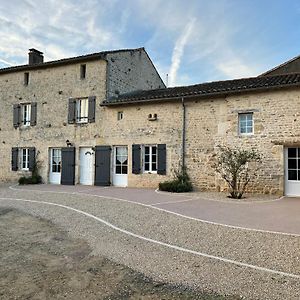 Mellé Chambre D'Hotes De La Source Bed & Breakfast Exterior photo