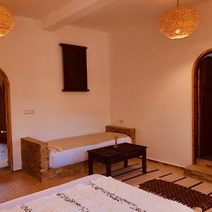 アイット・ベン・ハドゥ Kasbah Isfoula And Spa Bed & Breakfast Room photo