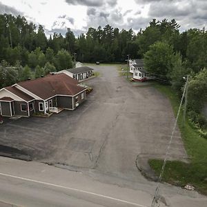 Lakeside Stays Plaster Rock Exterior photo