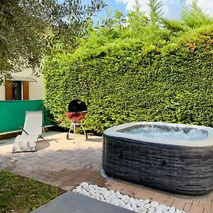 PedemonteCasa Di Bianca Con Jacuzzi Privata Riscaldataアパートメント Exterior photo