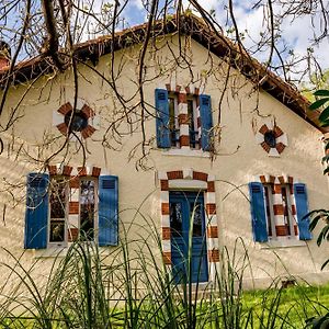 Laluque La Landaise Bed & Breakfast Exterior photo