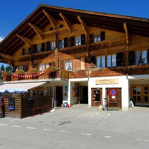 Boltigen Camping Jaunpass, Maison De Groupe Bed & Breakfast Exterior photo