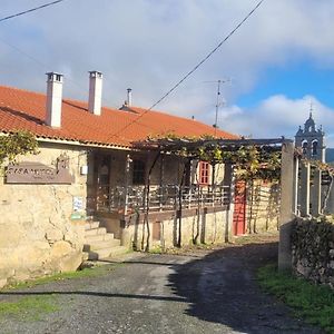 ソベール Casa-Museo Genia Trigo Bed & Breakfast Exterior photo