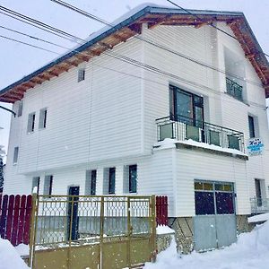 Guest House Niya ベリ・イスカ Exterior photo