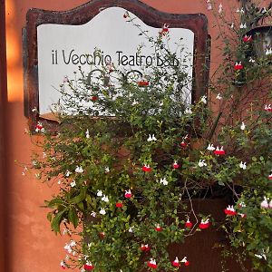 ビエッラ Il Vecchio Teatro Bed & Breakfast Exterior photo