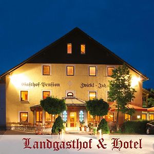 Landgasthof Hotel Zwickl デッゲンドルフ Exterior photo