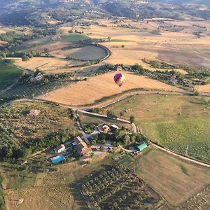 MarcellanoAgriturismo Il Cavaliereアパートメント Exterior photo