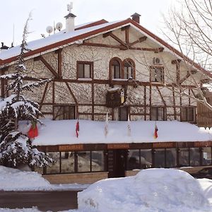 Le Cedrus Hotel アル・アルツ Exterior photo