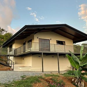 Discover Your Peaceful Retreat In Miravalles, Perez Zeledon!アパートメント Exterior photo