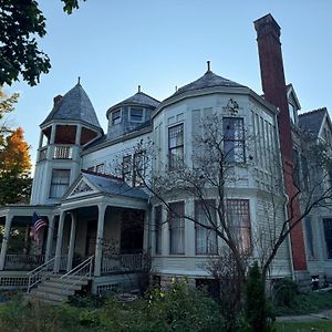 Fort Plain Haslett House - A Gilded Age Estate Bed & Breakfast Exterior photo