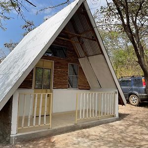 ホテル Akamba Cultural Center And Museum Emali Exterior photo